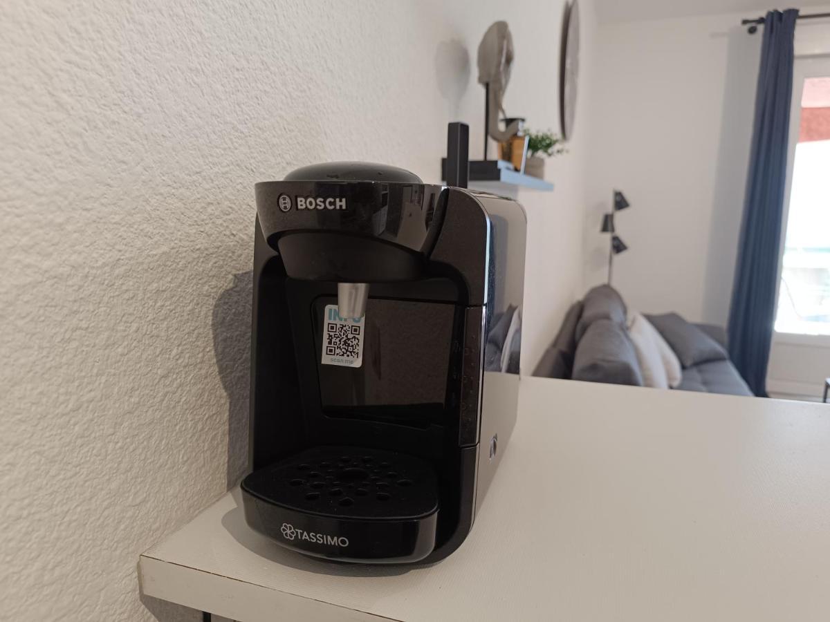Appartement A 50 Metres De La Plage Frejus Bagian luar foto